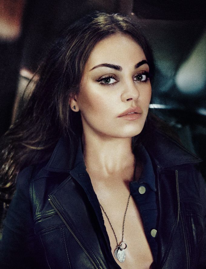 [Immagine: img-mila-kunis_125755530003.jpg]