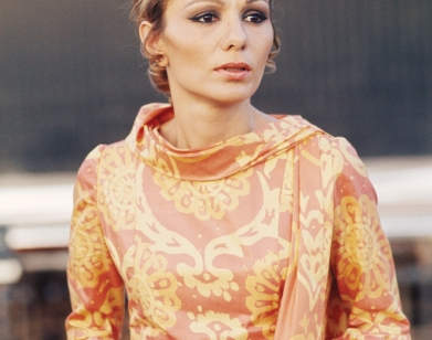 farah pahlavi interview magazine