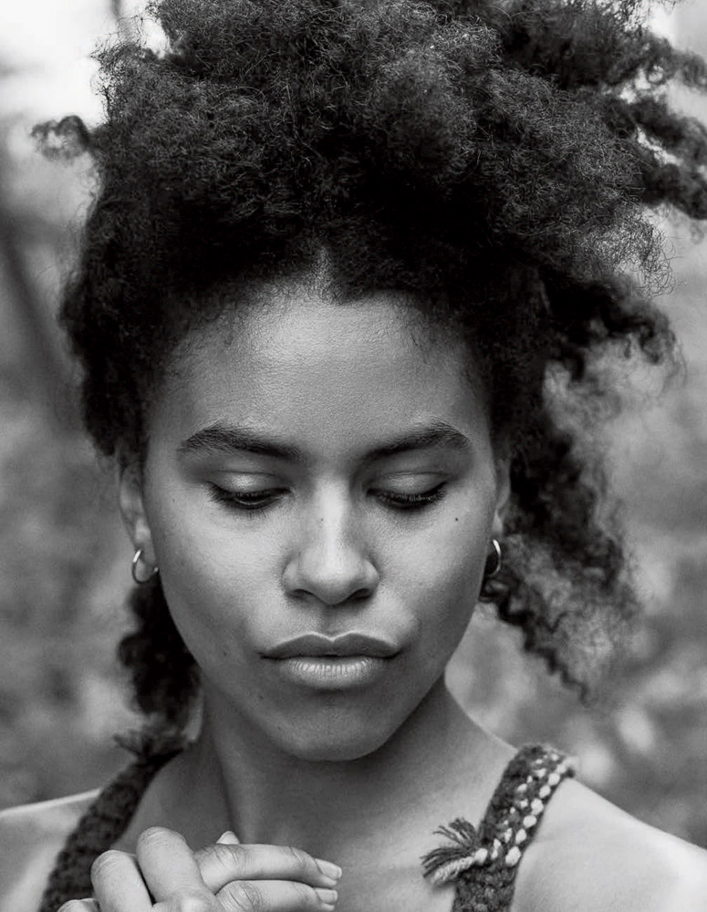 Zazie Beetz nude 642