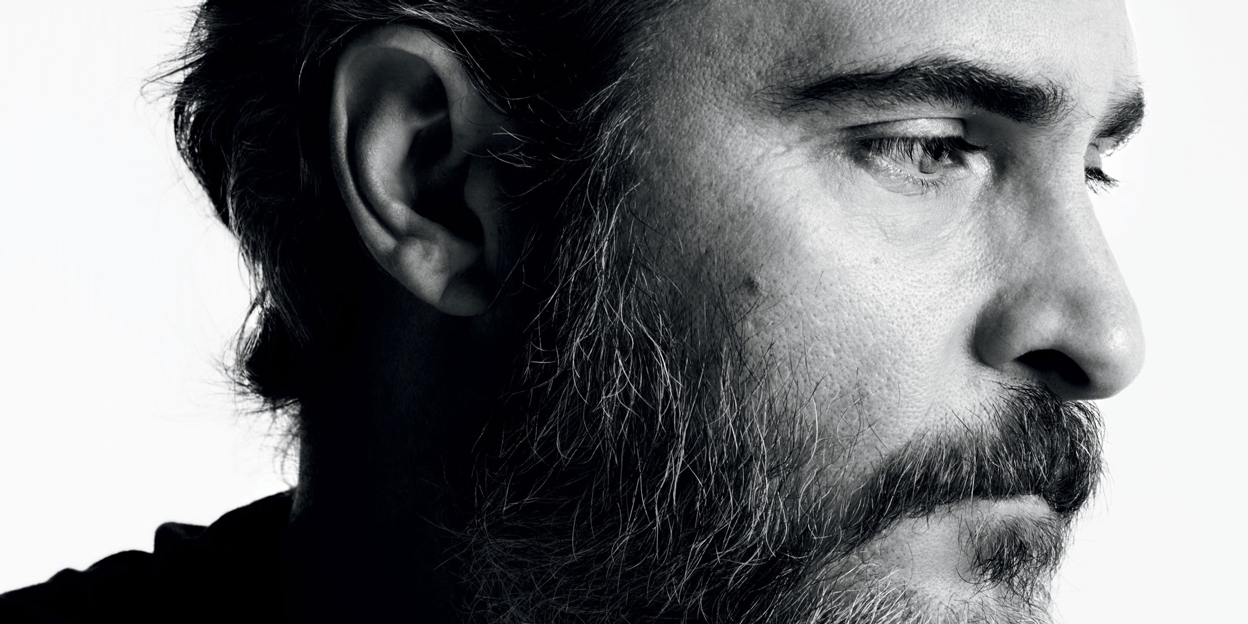 Joaquin Phoenix Talks To Will Ferrell About Social Media Riding
