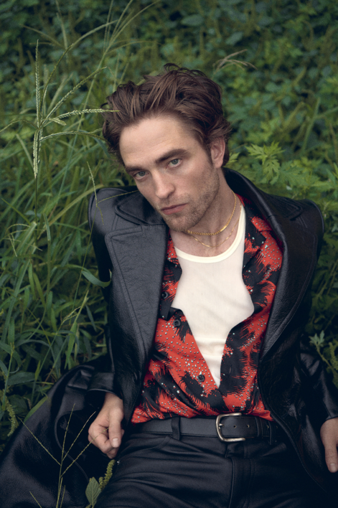 Robert Pattinson tells Willem Dafoe what he's terrified about