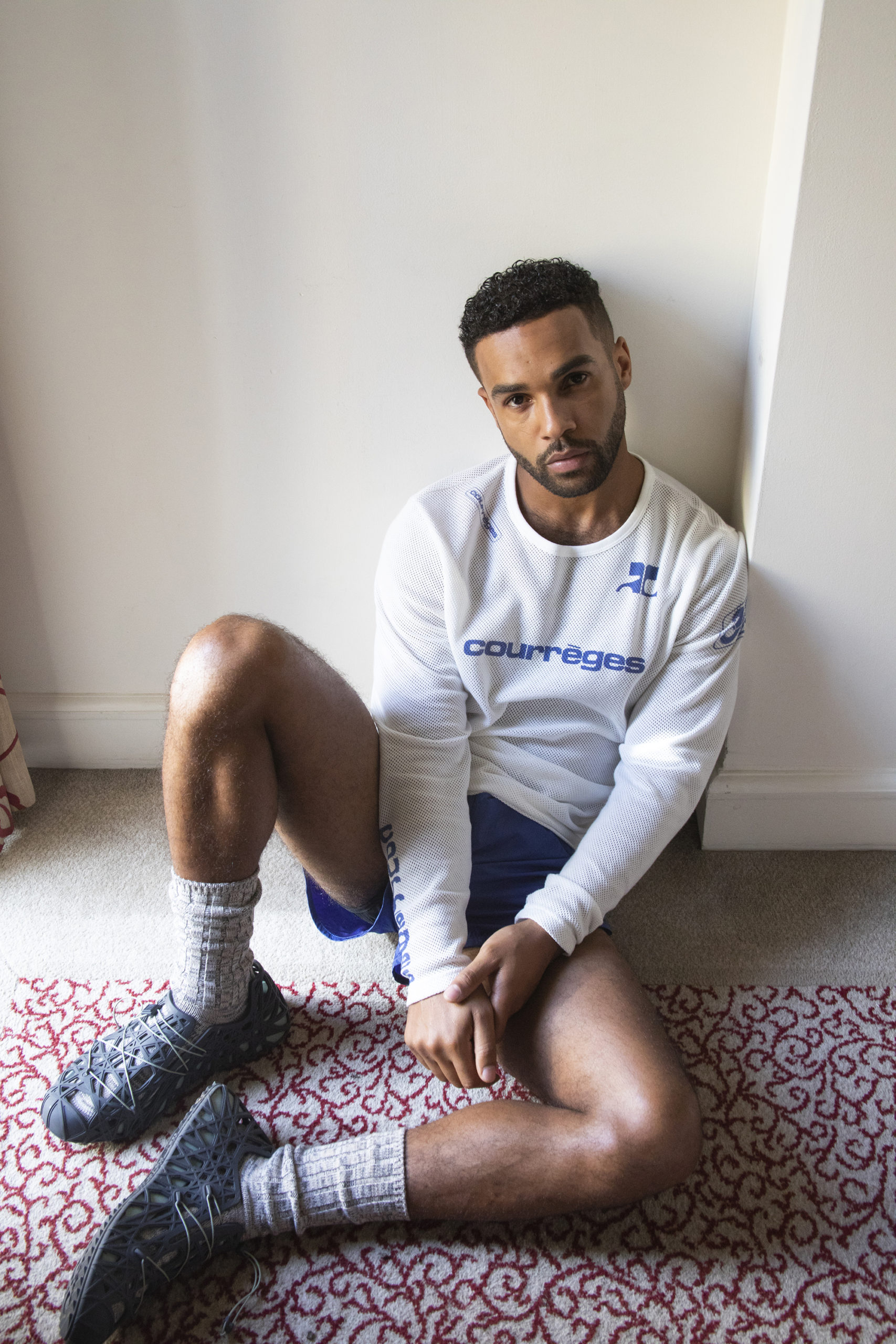 Lucien Laviscount Stars in MMSCENE Magazine Spring 2020 Issue