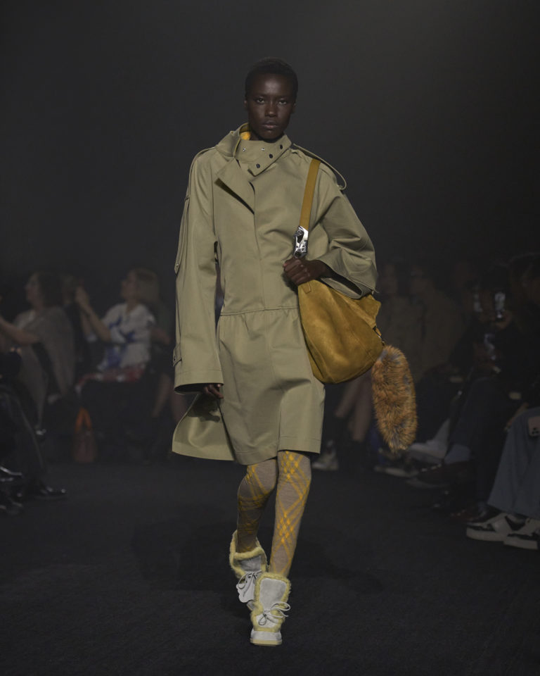 Daniel Lee Delivers British Realness at Burberry FW23