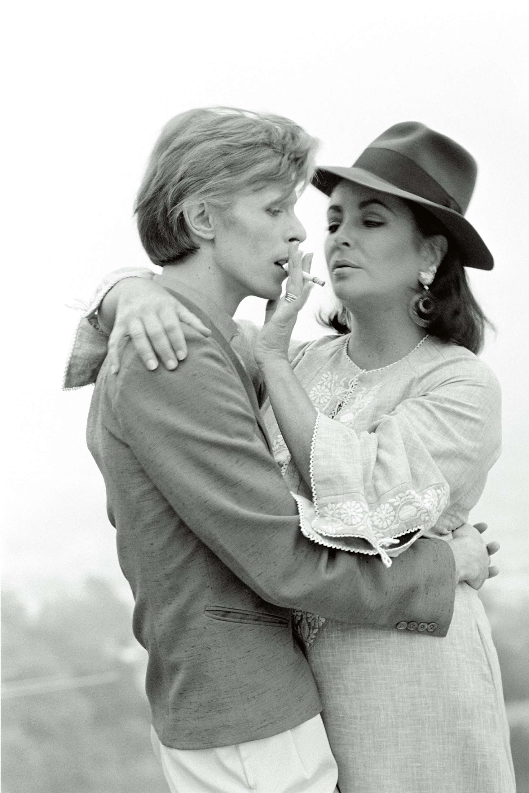 david bowie and elizabeth taylor by terry o'neill