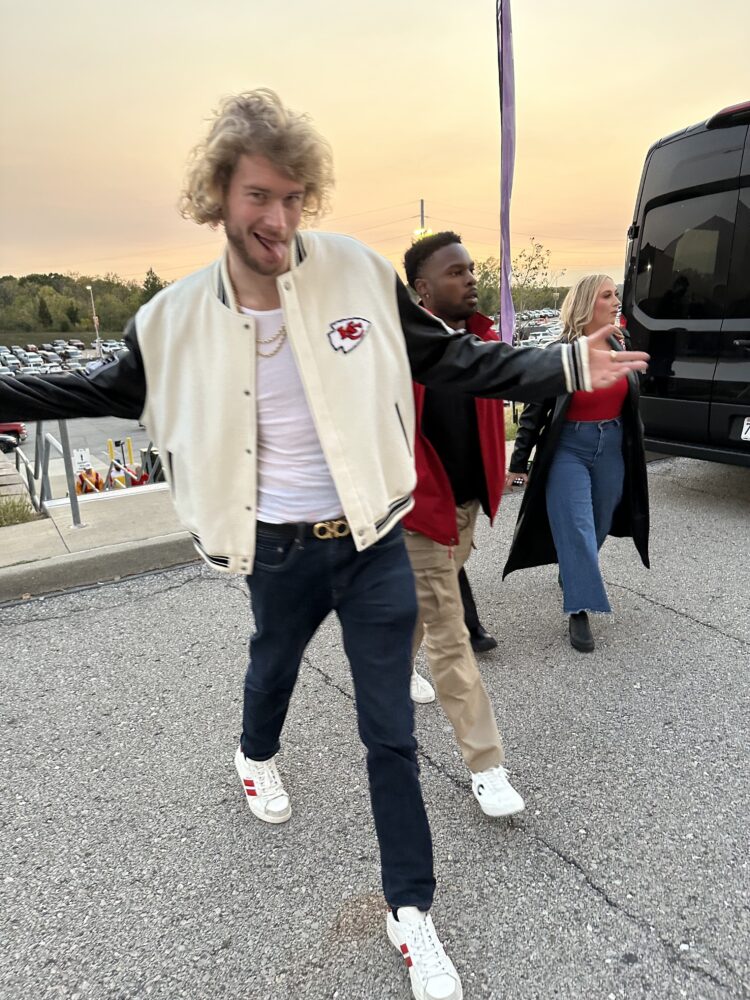 Yung Gravy and Carter Vail on Slim Jims, OnlyFans, and Pre-Show Jerk Offs