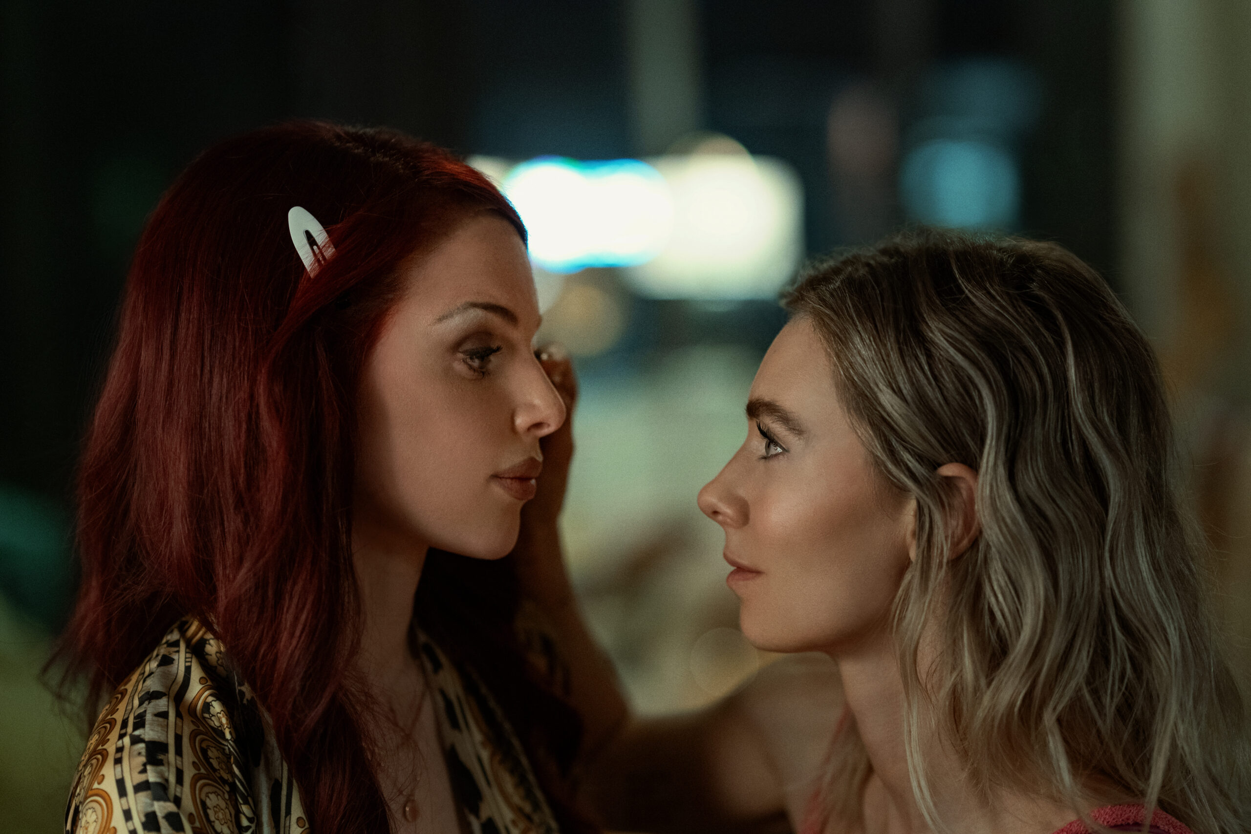 Vanessa Kirby Julia Fox