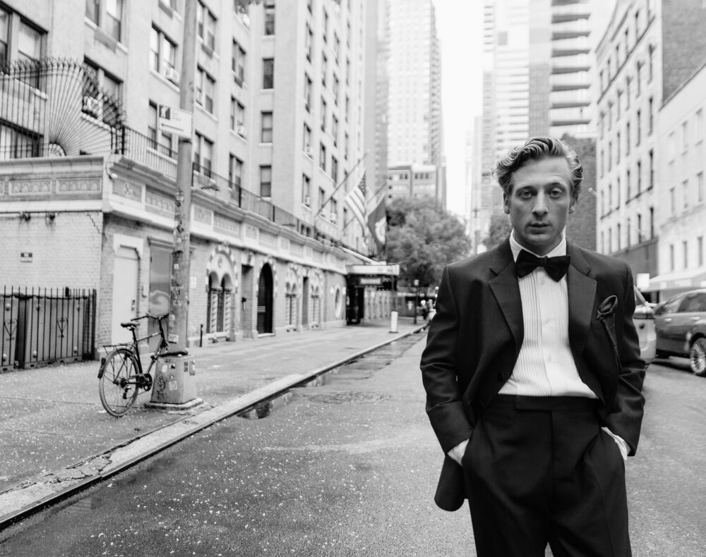 Jeremy Allen White’s Delusions of Grandeur