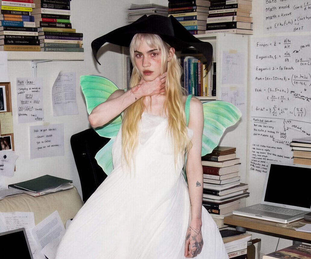 grimes dress designer Iris van Herpen has long been my favorite haute couture designer (well, after Rick Owens Hun). I don't know or care much for Grimes. But Herpen's use of 3D printing, melted materials,